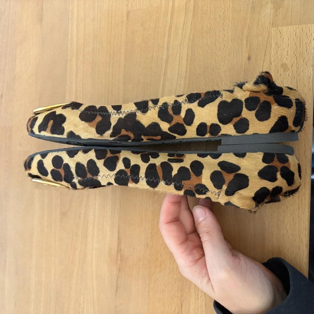 Tory Burch Reva Leopard Print Calf Hair Ballet Flats Gold Logo Brown Tan 8.5